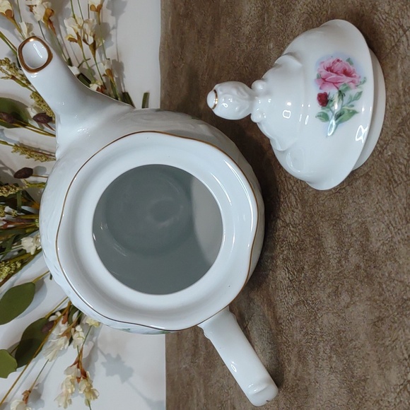 Vintage  Royal Vienna Poland Large Tea Pot and Cream and Sugar Set - Picture 9 of 17